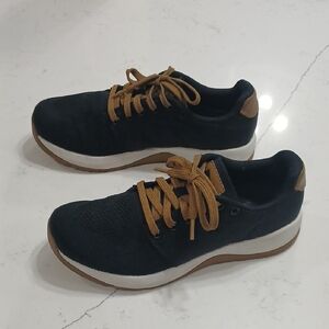 Men's Black and Tan Sneakers